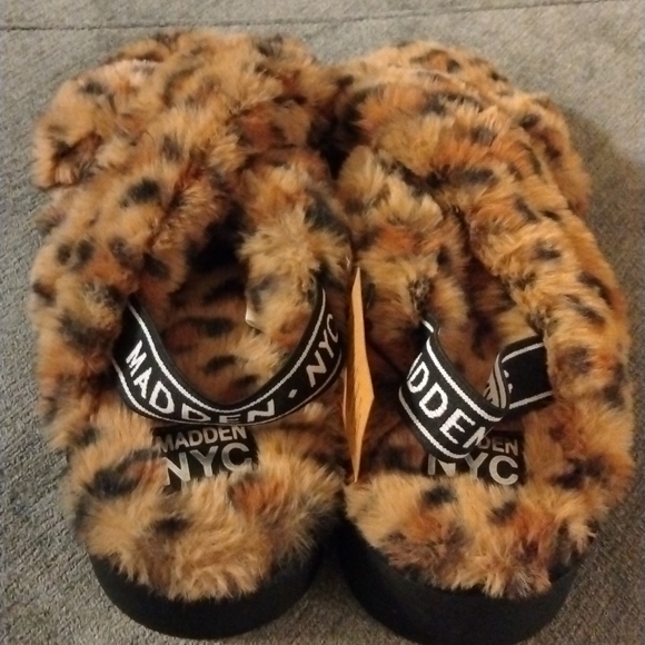 Steve Madden NYC house slippers size 10 - Picture 2 of 5